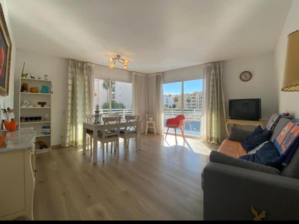 Apartamentos Ch Salou Zimmer foto